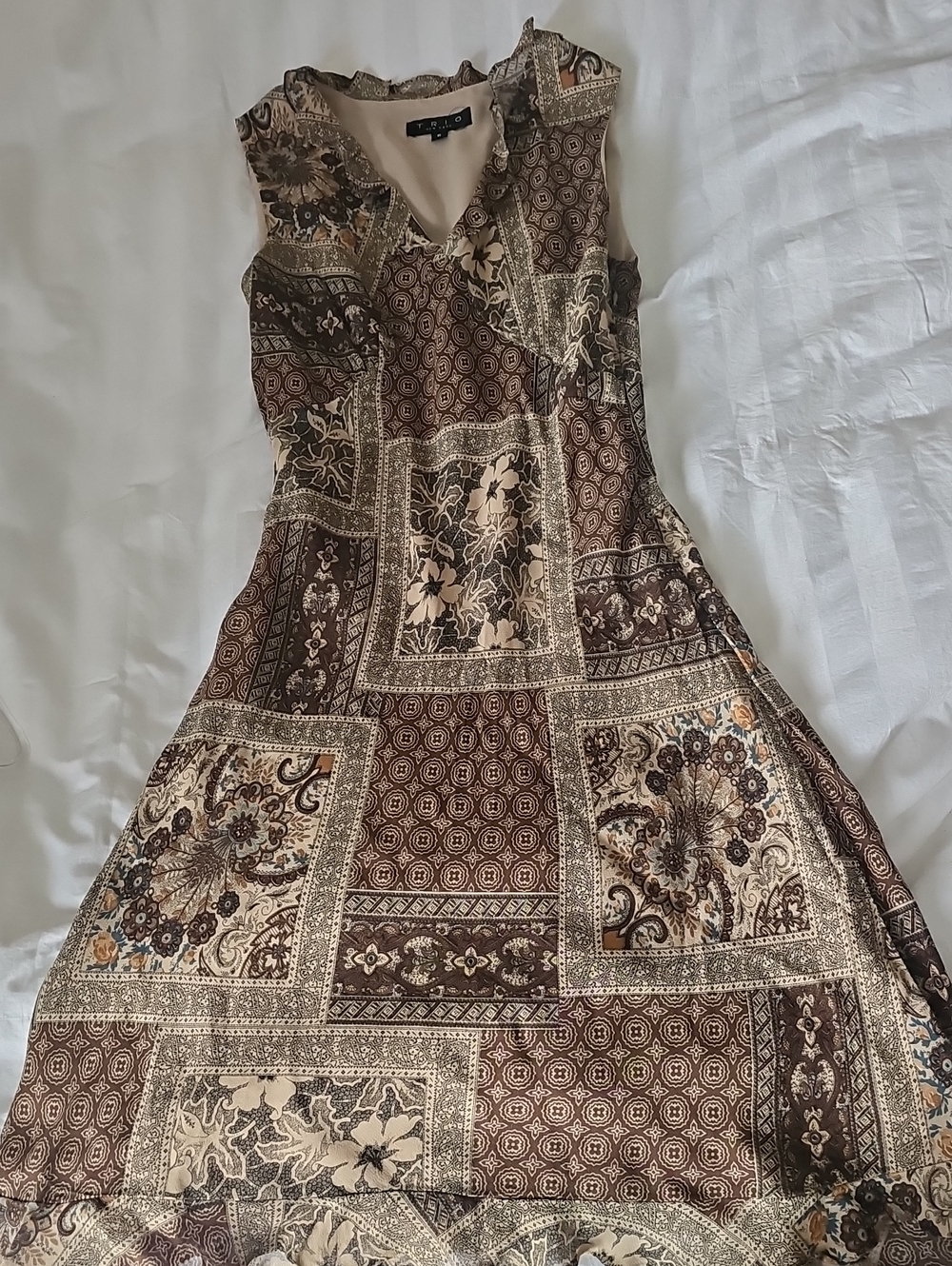 Vintange Trio New York Brown and Cream Patchwork Floral Midi Dress